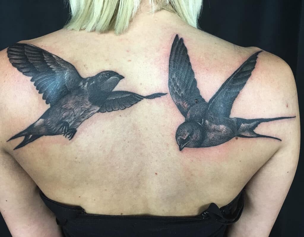 Deep Aarchi Tattoo - Birds tattoo design after healing @deepaarchitattoo :  : . . . #birds #birdstattoo #birdstattoos #healedtattoo #sparrow  #sparrowtattoo | فېسبوک